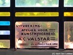 Signatuur van A.C. Valstar, de glazenier.
<br/>
Gert-Jan Lobbes, 2017